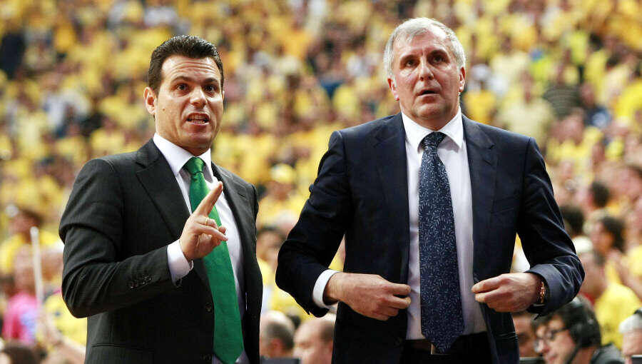 ??c?ü?M??? ?????? - ????(r??E`2010-2011 ?????/ ???? ITOUDIS OBRADOVIC PANATHINAIKOS - MACCABI (EUROLEAGUE 2010-2011 FINAL FOUR / FINAL)