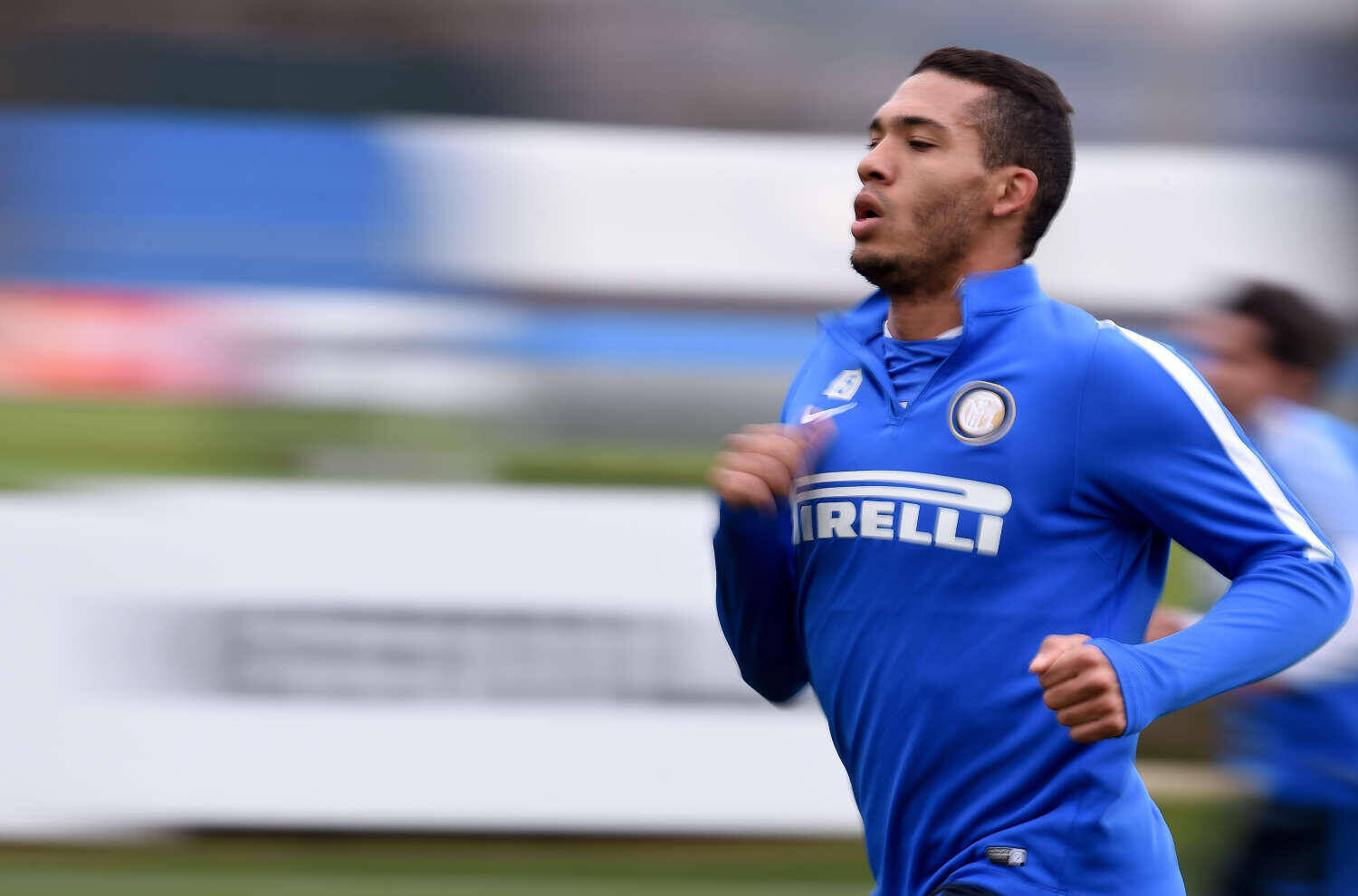 COMO, ITALY - MARCH 15: Juan Jesus in action during the FC Internazionale training session at the club's training ground at Appiano Gentile on March 15, 2016 in Como, Italy. (Photo by Claudio Villa - Inter/Inter via Getty Images)