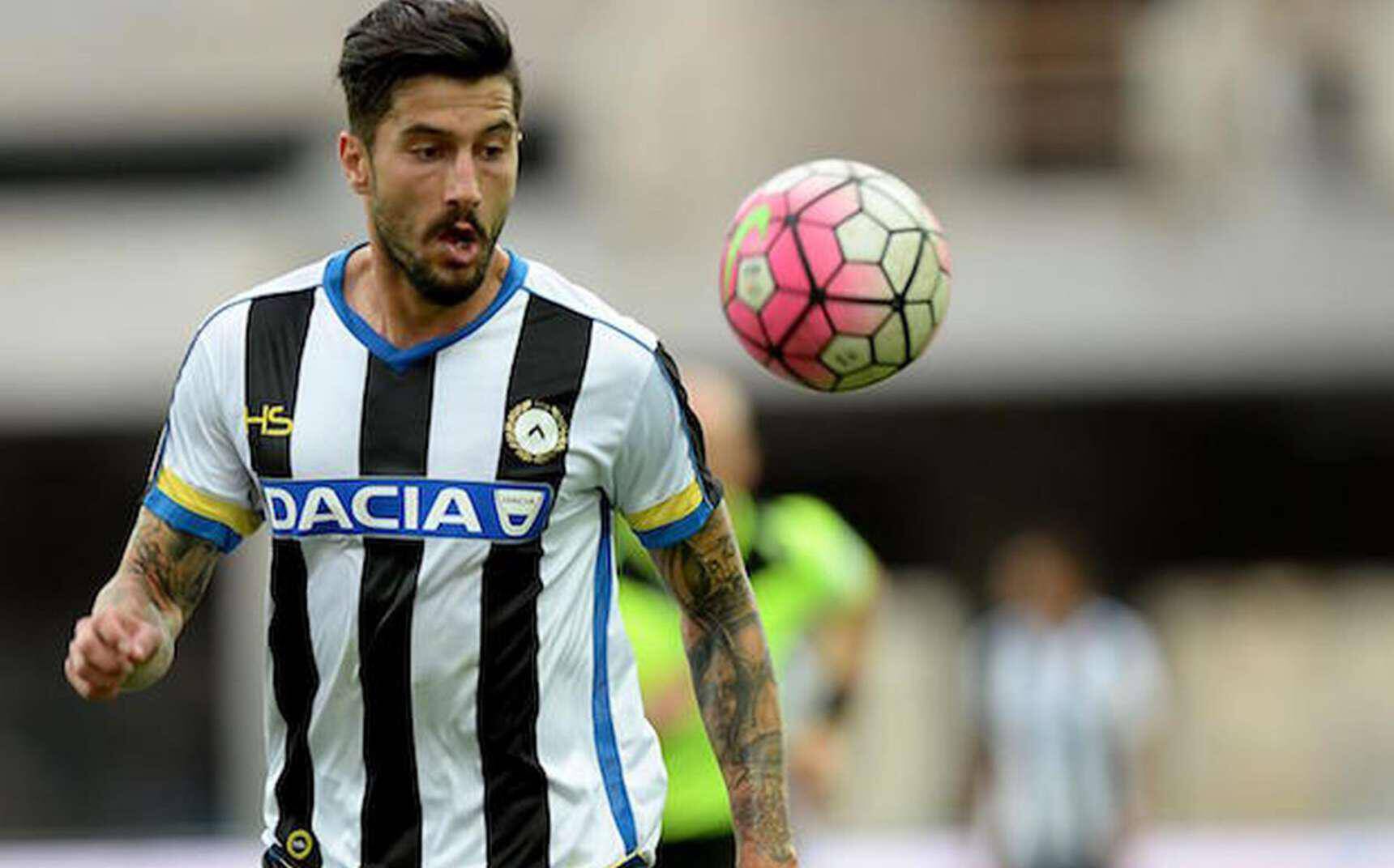 Foto LaPresse - Valter Parisotto 19/09/15 Udine (Italia) Sport Calcio Udinese - Empoli Campinato di Calcio Serie A Tim 2015 2016 - Stadio Friuli Nella foto: Kone Panagiotis Photo LaPresse/ Ph. Valter Parisotto 19 September 2015 Udine (Italy) Sport Soccer Udinese - Empoli - Championship League A Tim 2015 2016 Friuli Stadium In the Photo: Kone Panagiotis