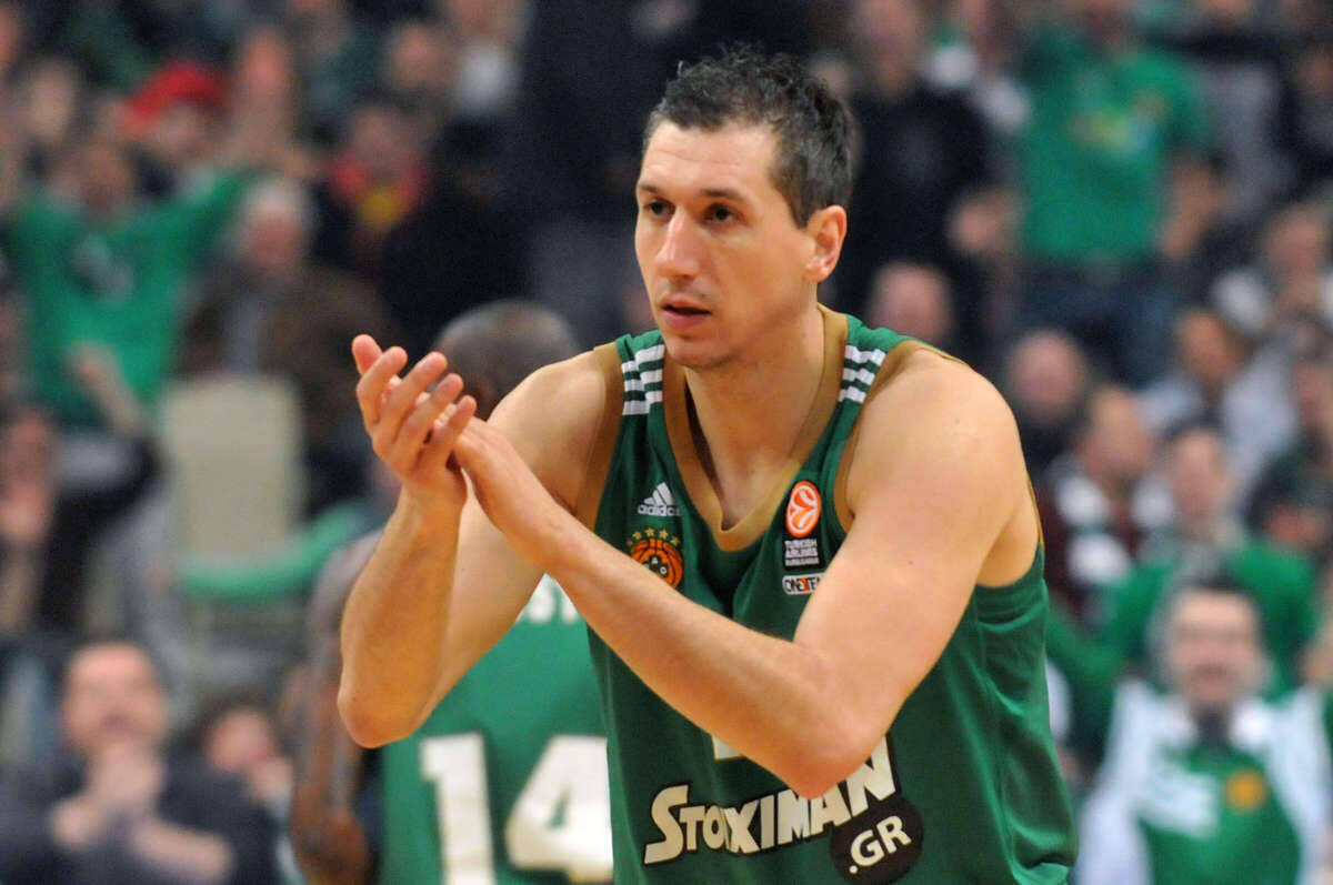 ATHENS, GREECE - MARCH 05: Dimitris Diamantidis, #13 of Panathinaikos Athens react during the Turkish Airlines Euroleague Basketball Top 16 Date 9 game between Panathinaikos Athens v FC Barcelona at Olympic Sports Center Athens on March 5, 2015 in Athens, Greece. (Photo by Panagiotis Moschandreou/EB via Getty Images)