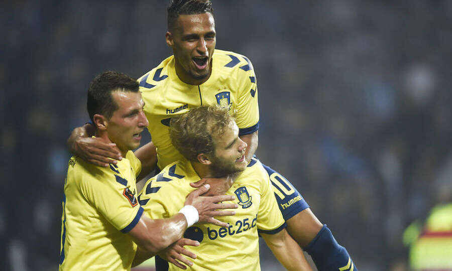 Europa League kamp mellem Brøndby IF-Hertha Berlin på Brøndby Stadion torsdag d. 4. august 2016. Brøndbys tredobbelte målscorer Teemu Pukki scorer til 3-1.. (Foto: Liselotte Sabroe/Scanpix 2016)