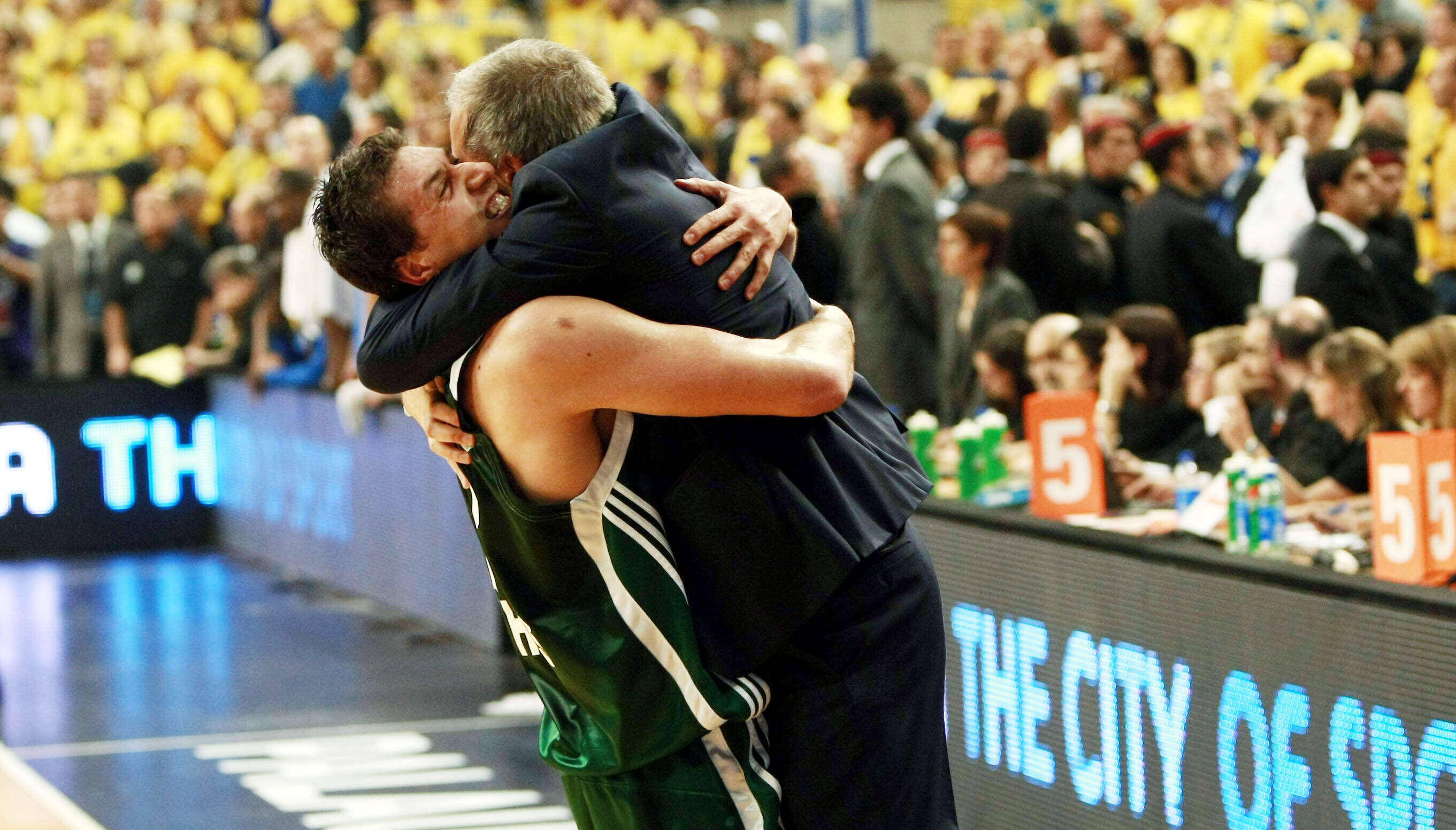 cLM?c?ü?M??? ?????? - ????(r??E`2010-2011 ?????/ ???? DIAMANTIDIS OBRADOVIC PANATHINAIKOS - MACCABI (EUROLEAGUE 2010-2011 FINAL FOUR / FINAL)